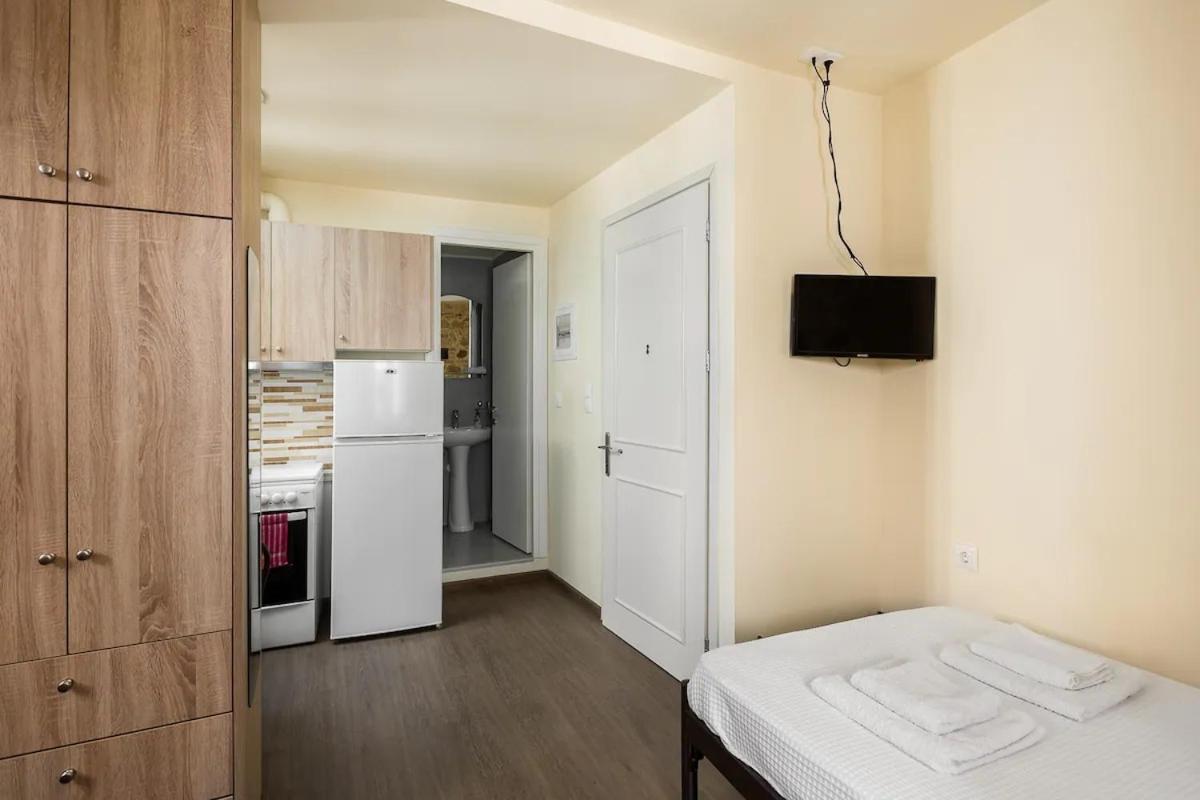 Q Apartments In Corfu Town Buitenkant foto